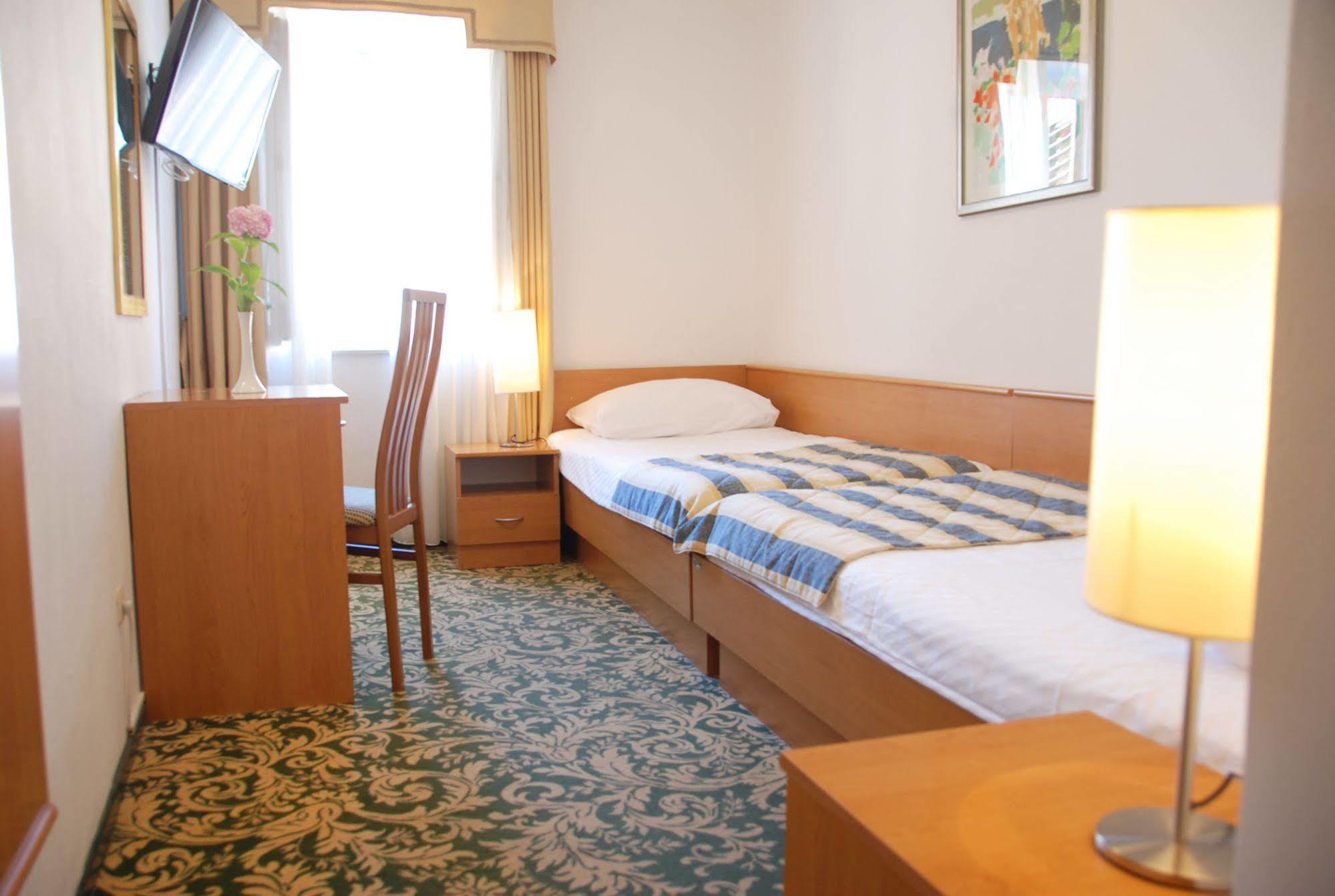 Hotel Supetar 5*